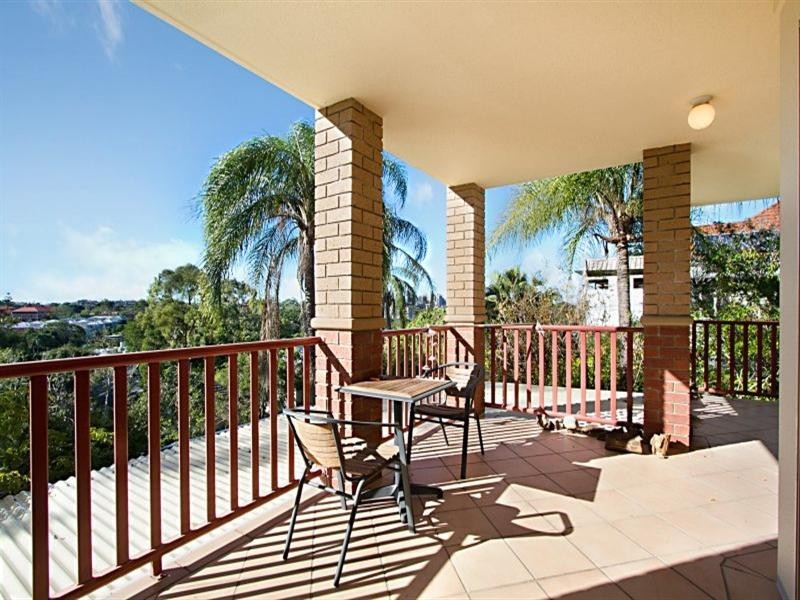 13/1 Golding Street, Toowong QLD 4066