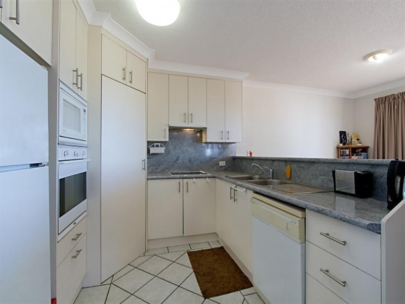 13/1 Golding Street, Toowong QLD 4066