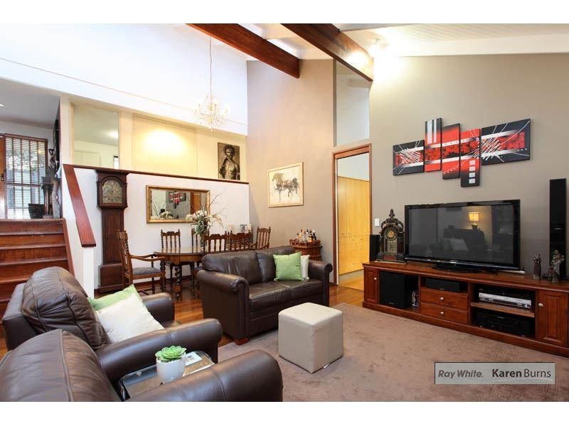 59 Chapel Hill Road, Chapel Hill QLD 4069