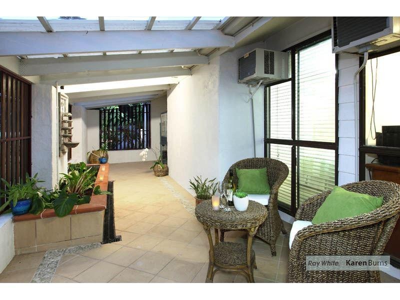 59 Chapel Hill Road, Chapel Hill QLD 4069