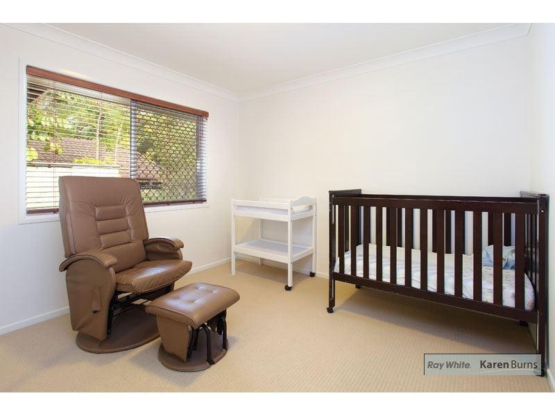 11 Lant Street, Chapel Hill QLD 4069