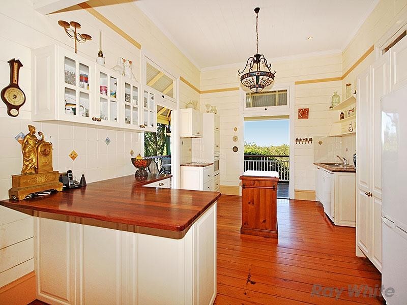 700 Grandview Road, Pullenvale QLD 4069