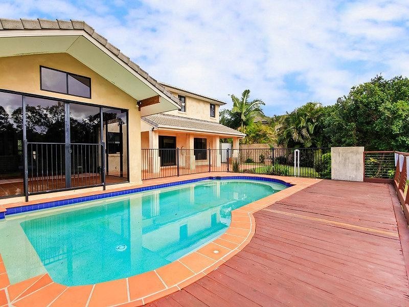 35 Blackbutt Place, Brookfield QLD 4069