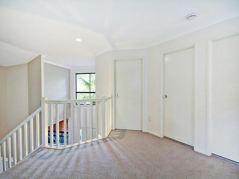 35 Blackbutt Place, Brookfield QLD 4069