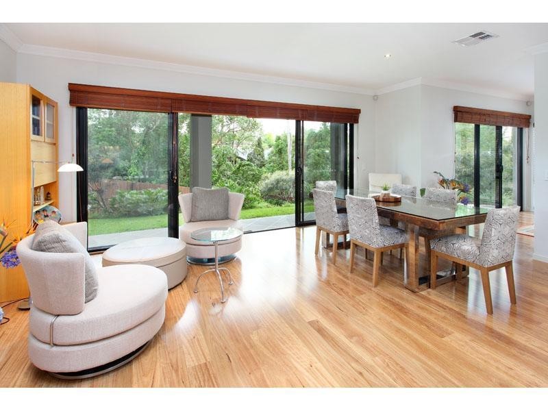 44 Lomandra Place, Chapel Hill QLD 4069