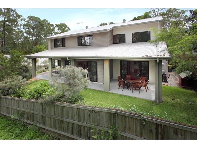 44 Lomandra Place, Chapel Hill QLD 4069