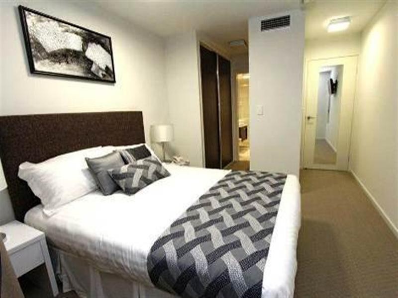 12/18 Gailey Road, St Lucia QLD 4067