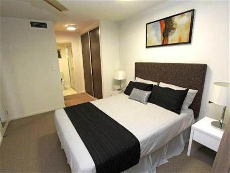 12/18 Gailey Road, St Lucia QLD 4067