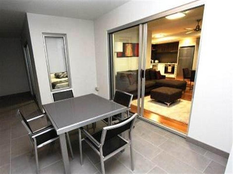 12/18 Gailey Road, St Lucia QLD 4067