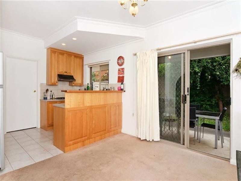 2/6 Brenchley Grove, Kingswood SA 5062
