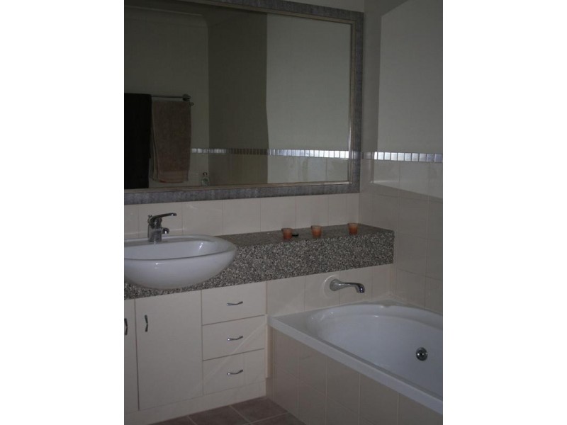 25/1 Assembly Drive, Varsity Lakes QLD 4227