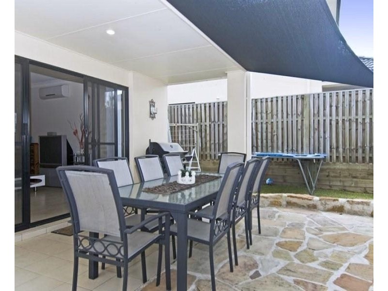 17 Gerona Circuit, Varsity Lakes QLD 4227