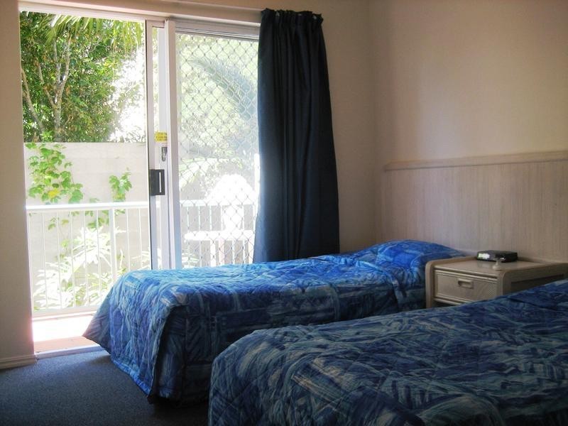 7 Redondo Avenue, Miami QLD 4220