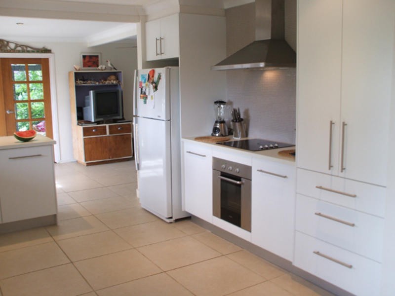 18 Alinjarra Drive, Tugun QLD 4224