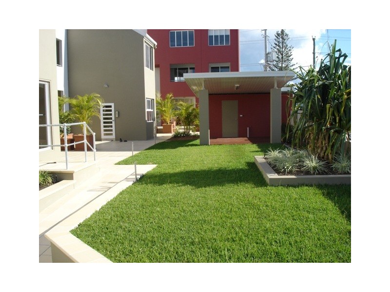 26/6-10 Rose Street, Southport QLD 4215