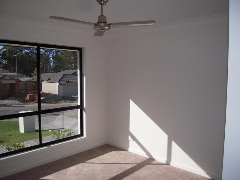 16 Firecrest Crescent, Upper Coomera QLD 4209