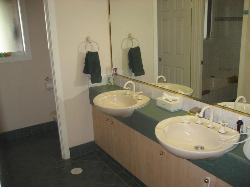 19 Homebush Drive, Robina QLD 4226