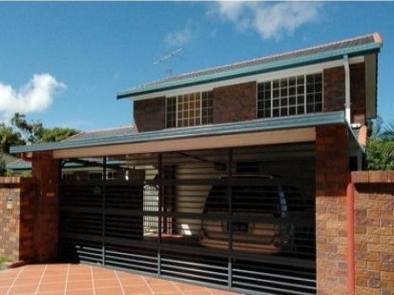 37 Lutana Avenue, Miami QLD 4220