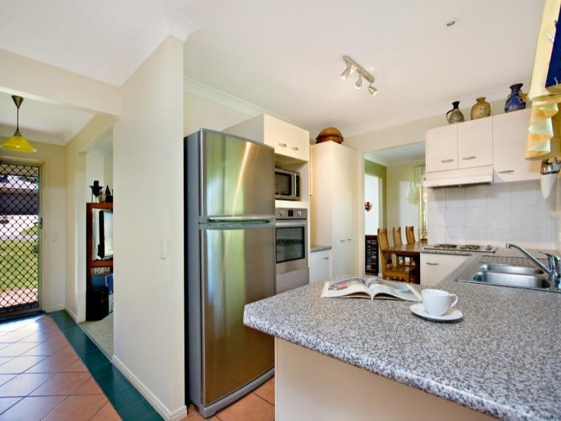 102 Merridown Drive, Merrimac QLD 4226