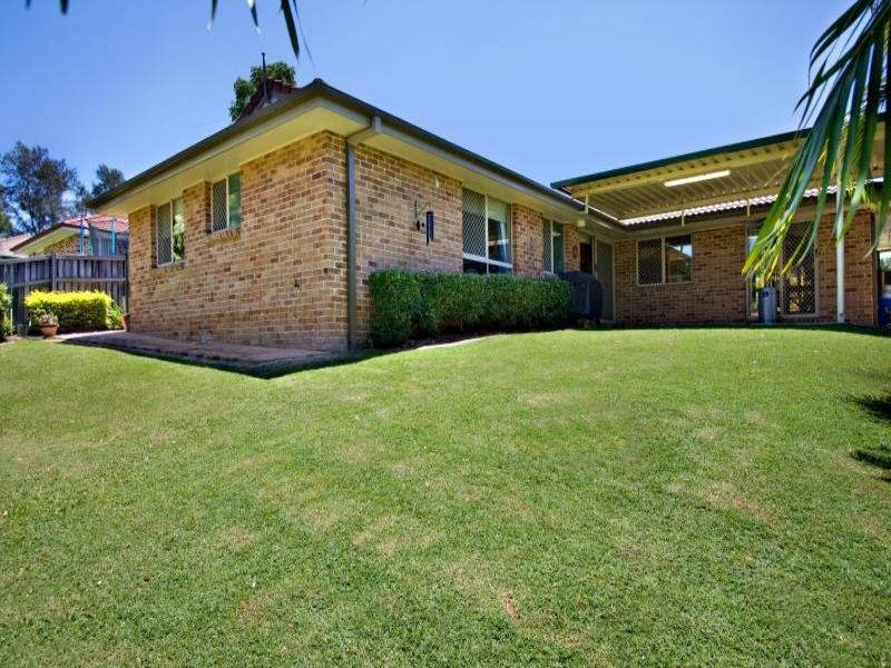 102 Merridown Drive, Merrimac QLD 4226