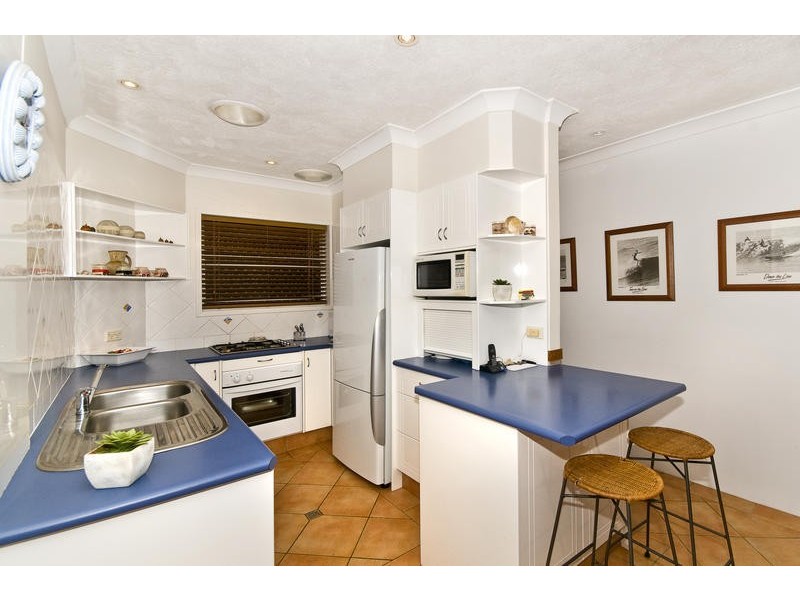 484 The Esplanade, Palm Beach QLD 4221