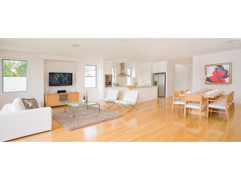 25 Alfred Street, Mermaid Beach QLD 4218