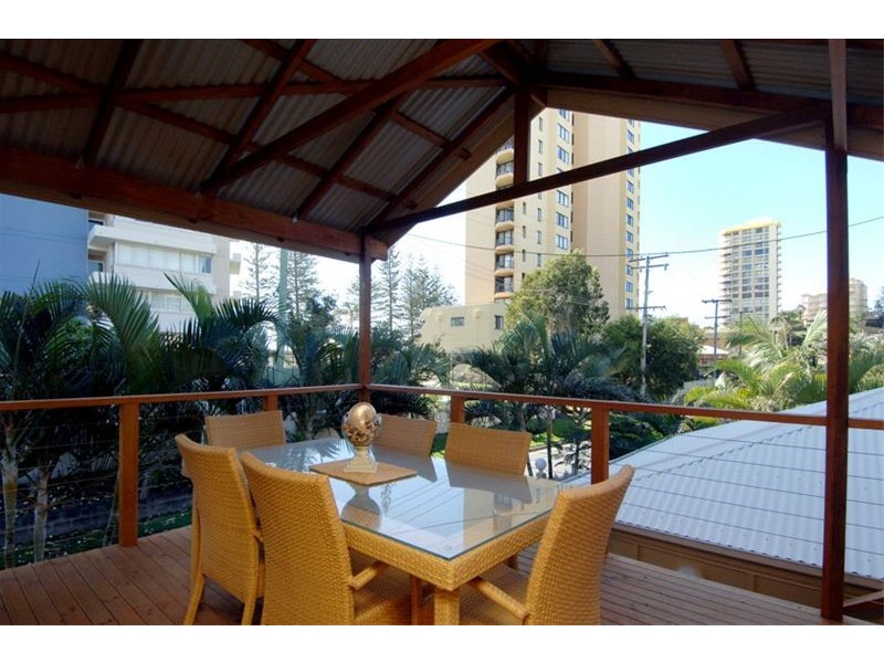 Rainbow Bay QLD 4225