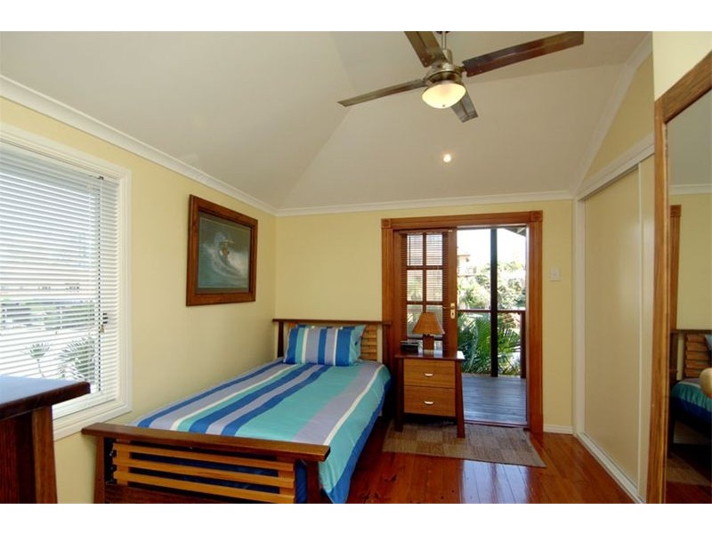 Rainbow Bay QLD 4225