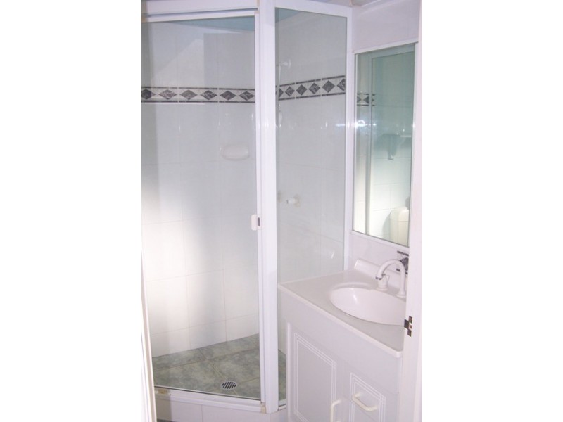 1/18 View Street, Burleigh Heads QLD 4220