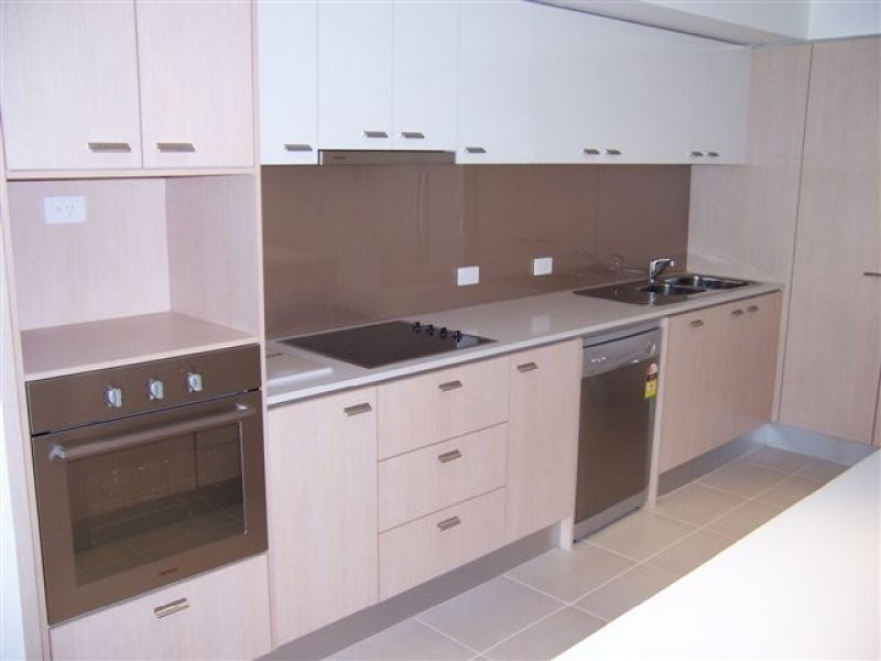 Varsity Lakes QLD 4227