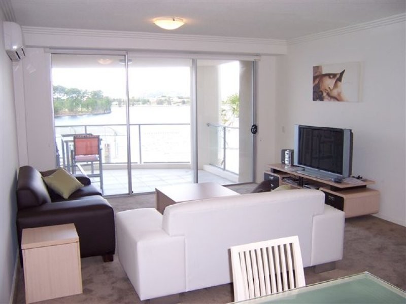 Varsity Lakes QLD 4227