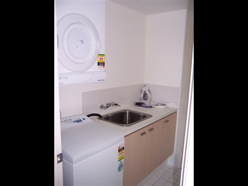 Varsity Lakes QLD 4227