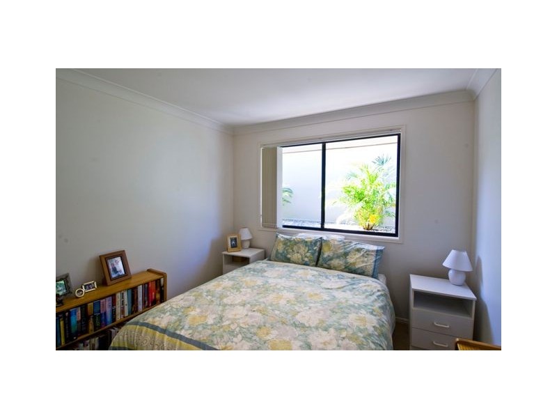 2/15 Orchid Tree Court, Robina QLD 4226