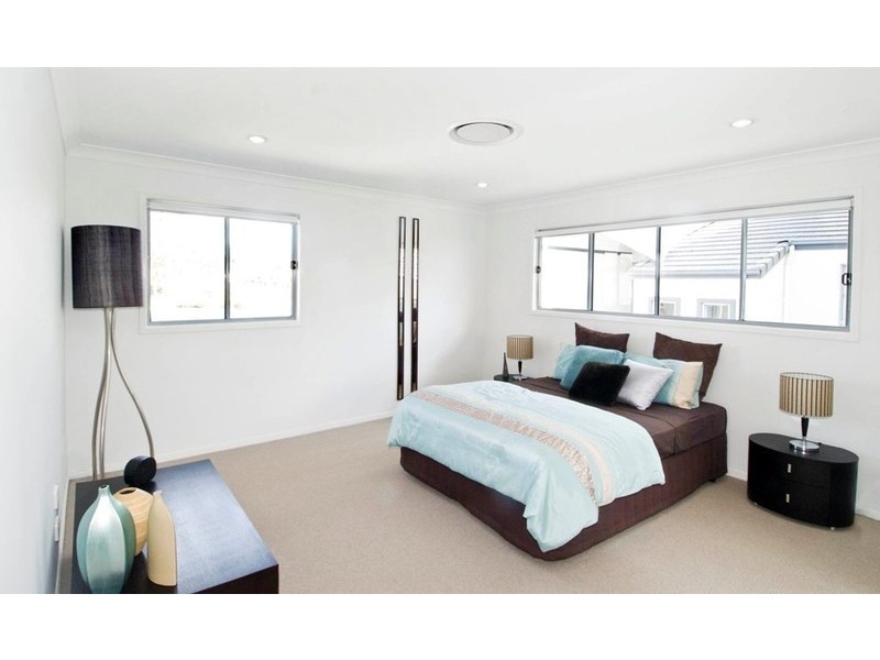 Varsity Lakes QLD 4227