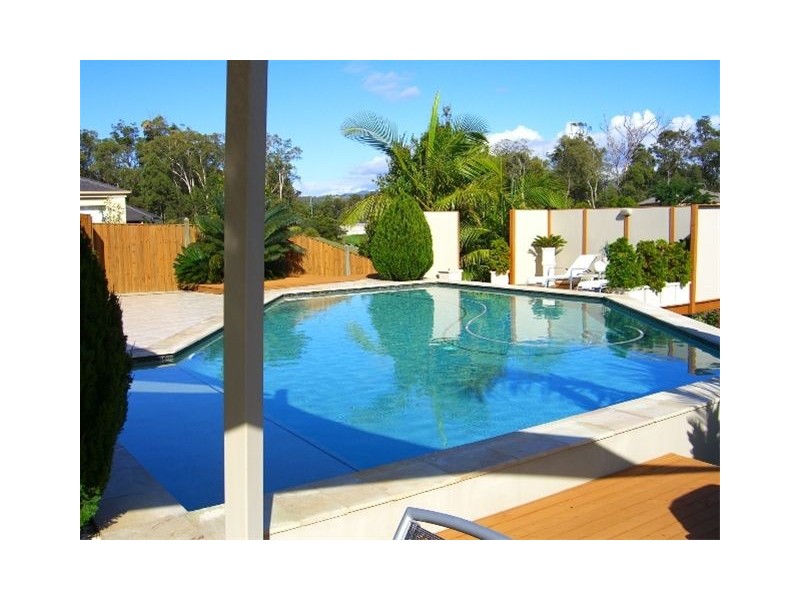 41 Gardendale Drive, Burleigh Waters QLD 4220