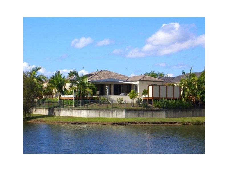 41 Gardendale Drive, Burleigh Waters QLD 4220