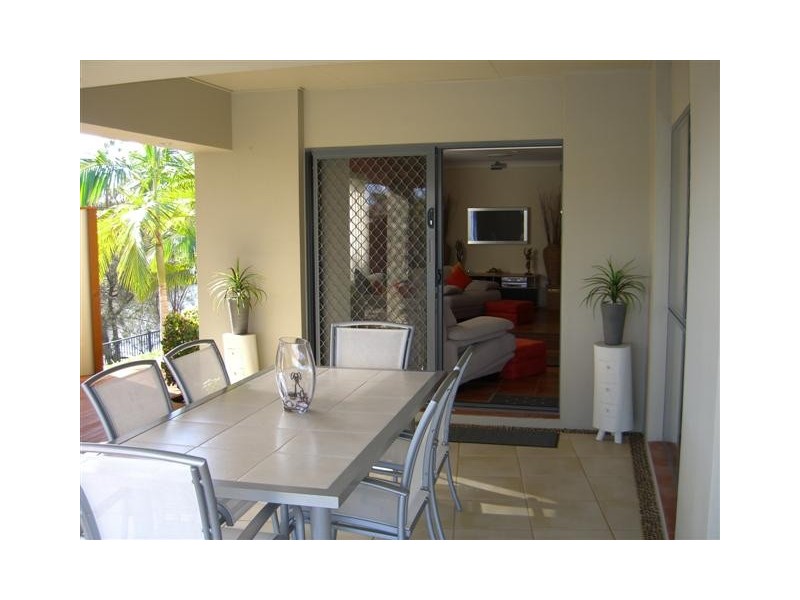 41 Gardendale Drive, Burleigh Waters QLD 4220