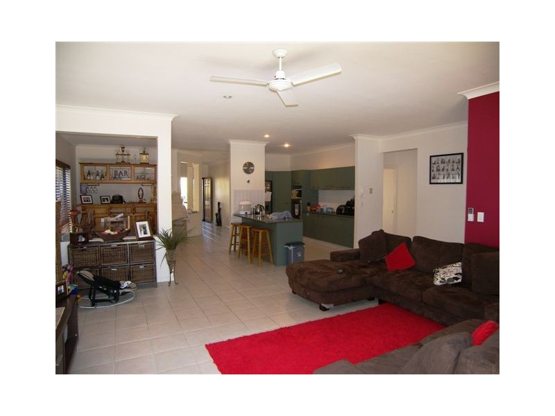 5 Acklin Court, Varsity Lakes QLD 4227