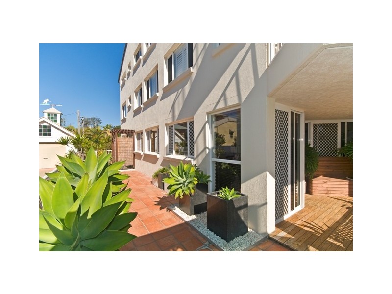 1/6 Tomewin Street, Currumbin QLD 4223