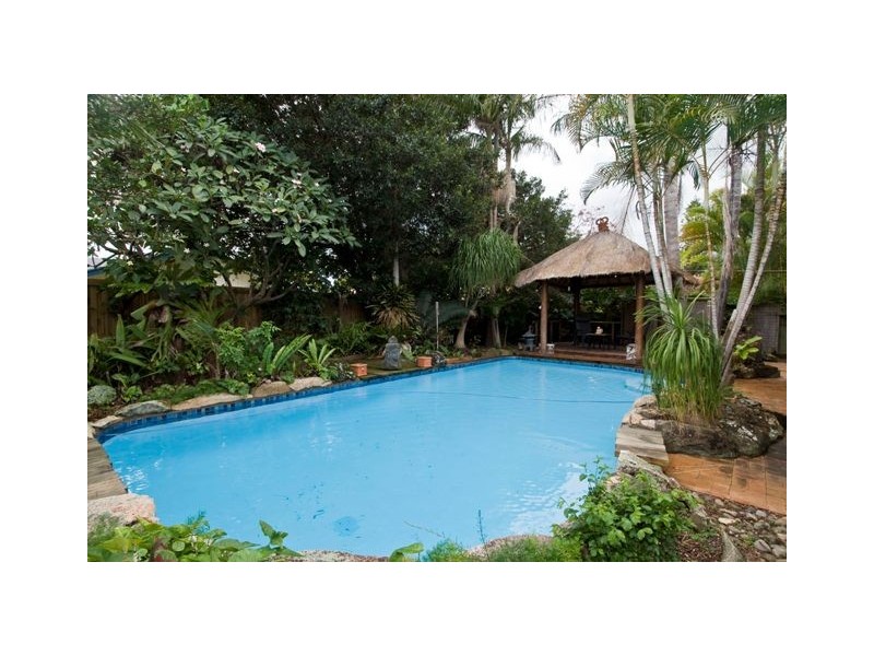 103 Burleigh Street, Burleigh Waters QLD 4220