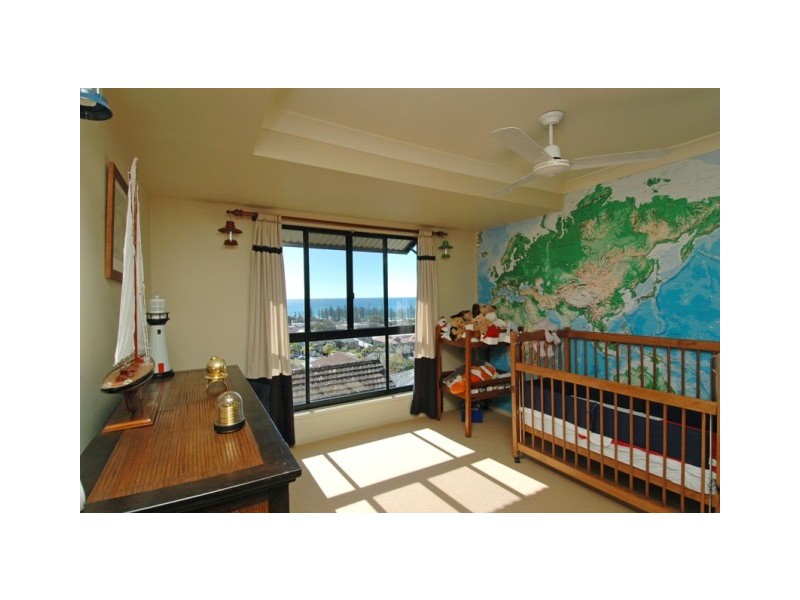 25 Mount Street, Burleigh Heads QLD 4220