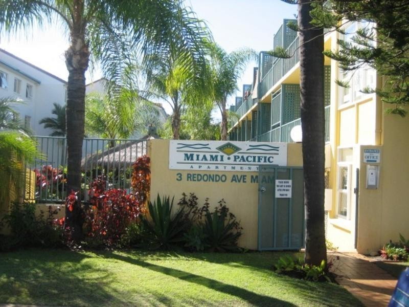 3/3 Redondo Avenue, Miami QLD 4220