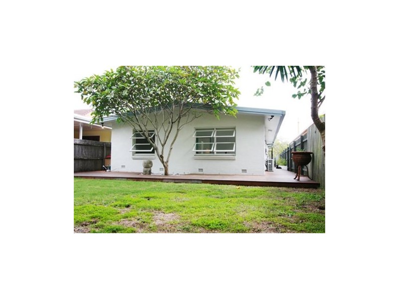 2/83 Sunshine Parade, Miami QLD 4220
