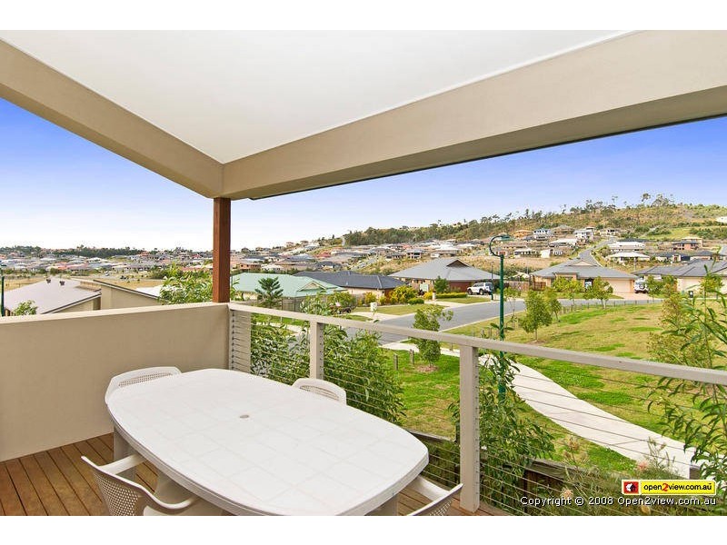 Pacific Pines QLD 4211