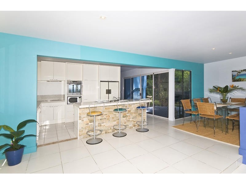 46 Hill Avenue, Burleigh Heads QLD 4220