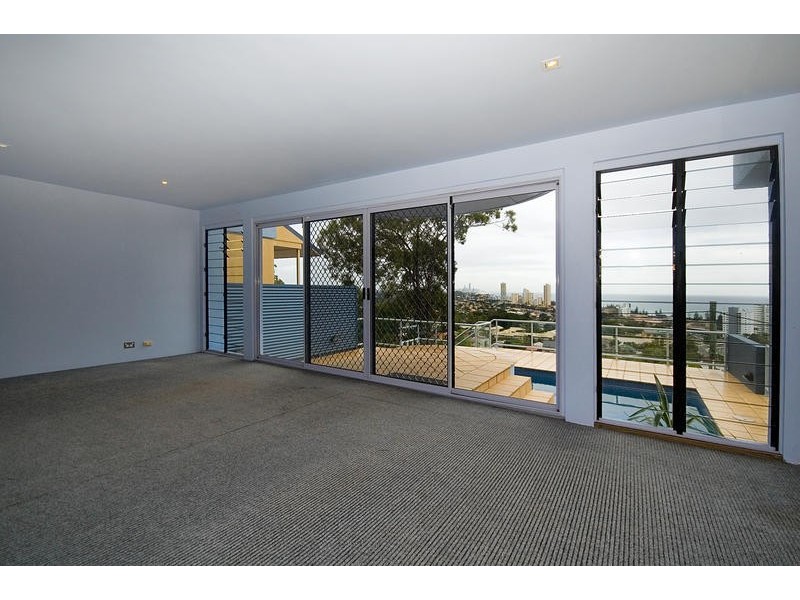 46 Hill Avenue, Burleigh Heads QLD 4220