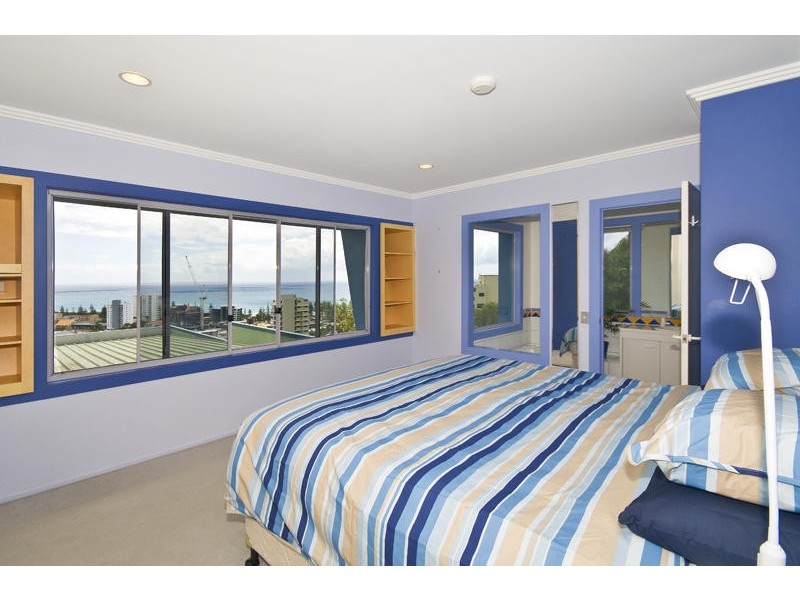 46 Hill Avenue, Burleigh Heads QLD 4220