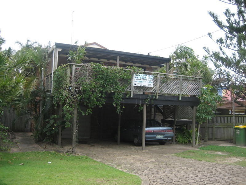 90 Albatross Avenue, Mermaid Beach QLD 4218