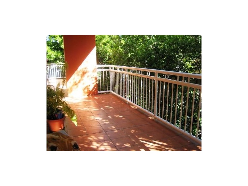 1/2103 Gold Coast Highway, Miami QLD 4220