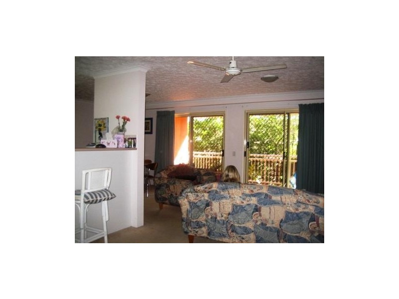 1/2103 Gold Coast Highway, Miami QLD 4220